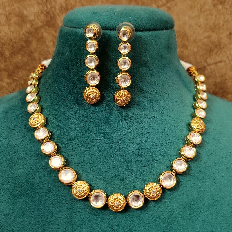 GOLD PLATED KUNDAN POLKI SINGLE LINE NECKLACE SET