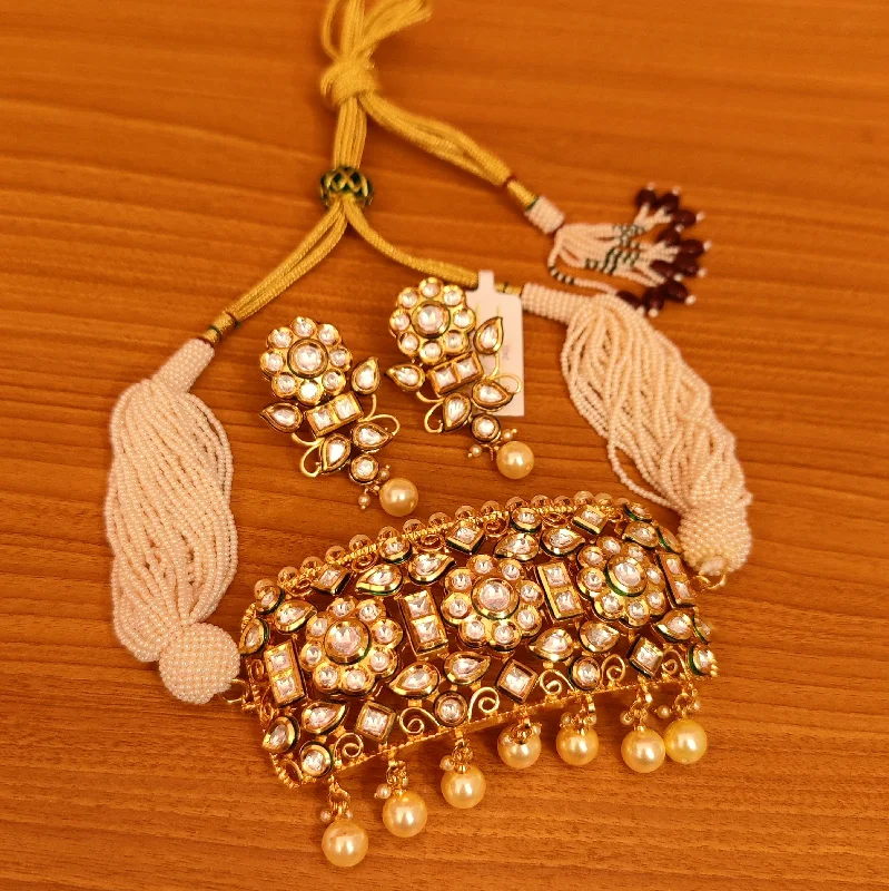 KUNDAN & PEARL CHOKER STYLE ROYAL NECKLACE SET