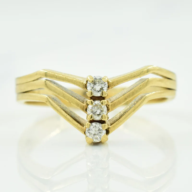 Chevron Diamond Ring | 0.12ctw | SZ 7.5 |