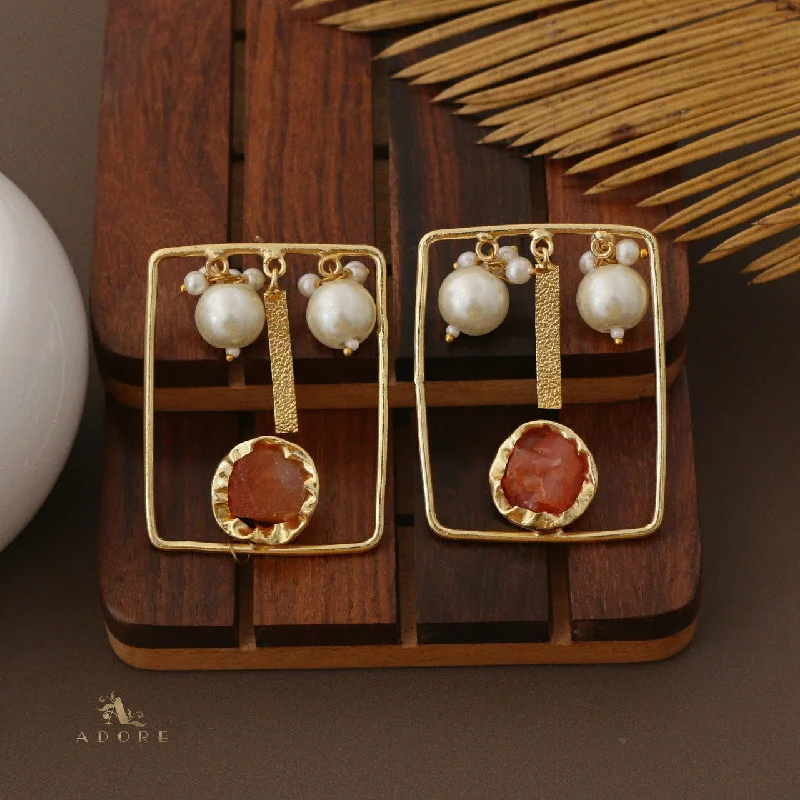 Hemantha Raw  Stone Pearl Earring