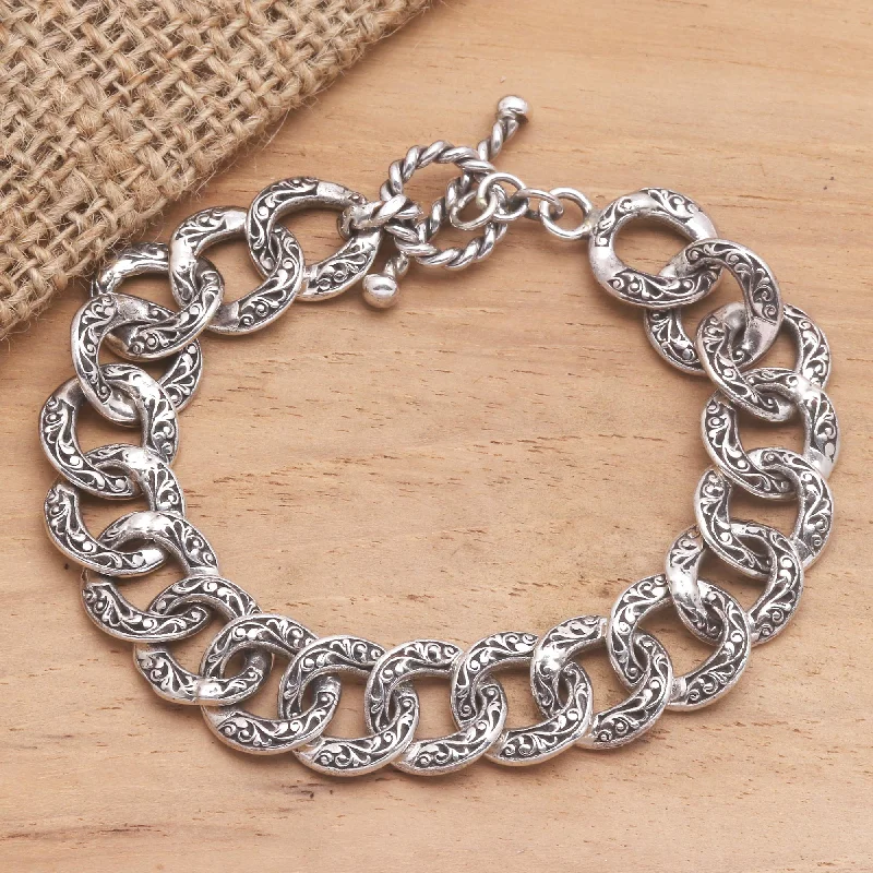 Locked Artisan Crafted Sterling Silver Link Bracelet