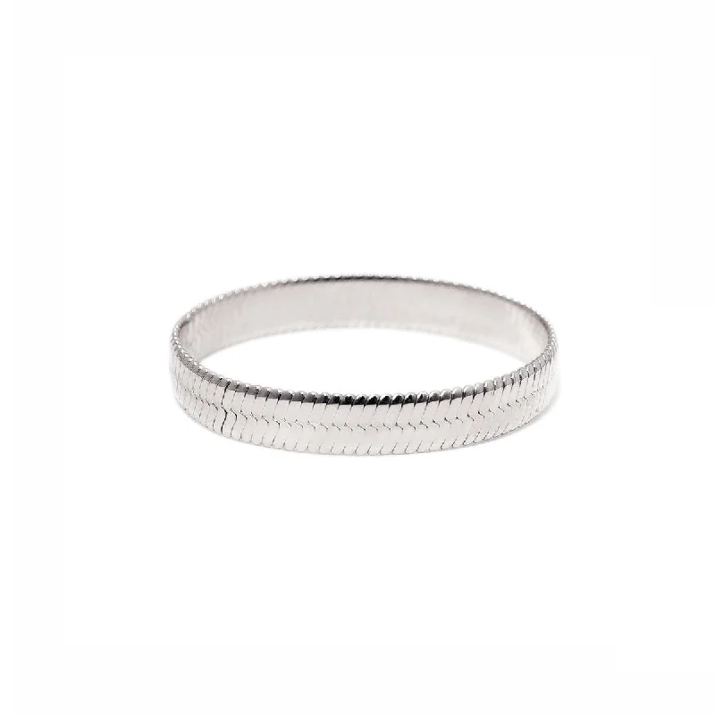 Herringbone Chain Stacking Ring